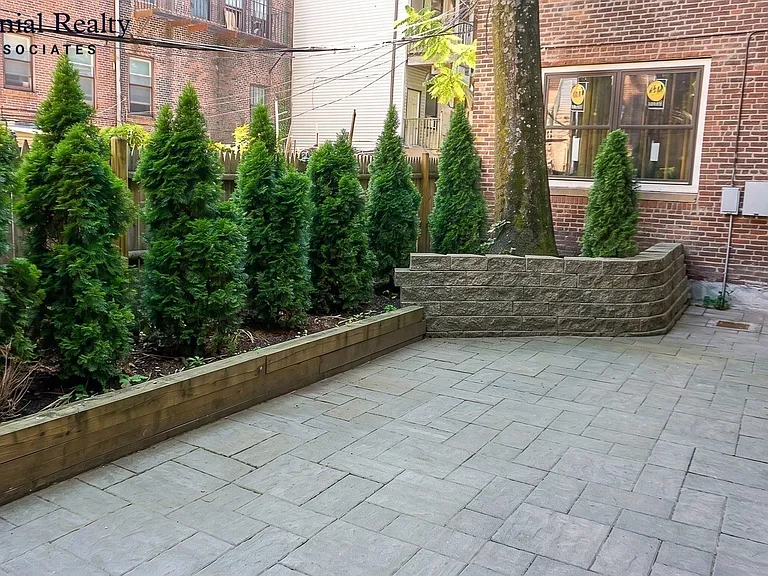 74 Tyler St #C — Photo 28