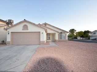 6191 Back Woods Rd, Las Vegas, NV 89142