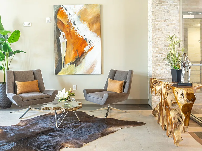 Radius West — Photo 3