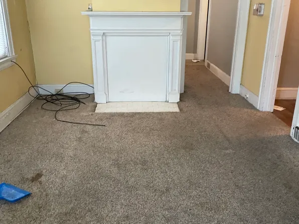 16 Lynwood Ave APT 1, Wheeling, WV 26003