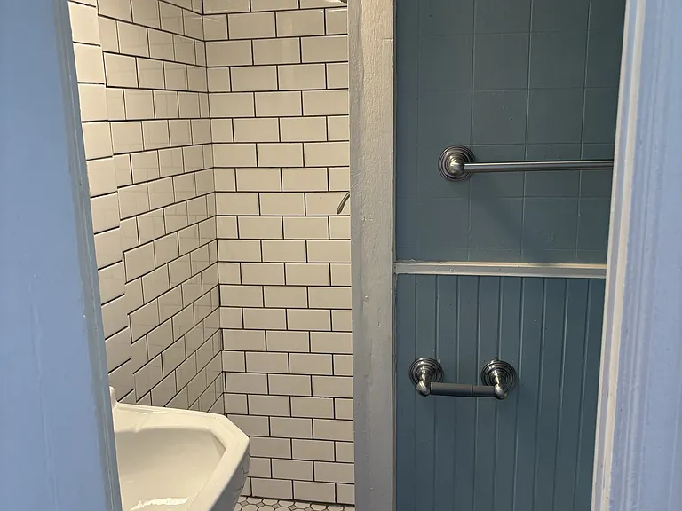 5937 Holmes St #4 — Photo 14