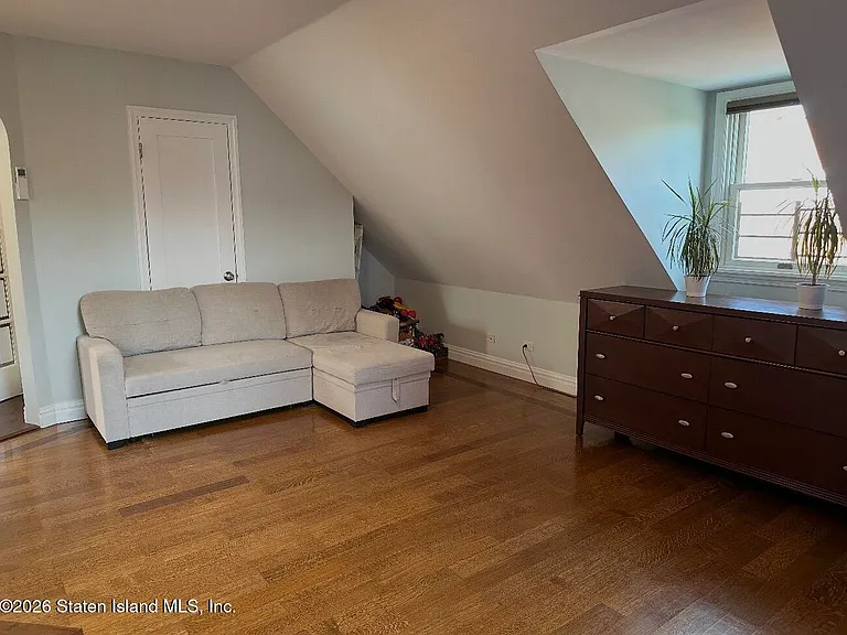 210 Liberty Ave — Photo 4