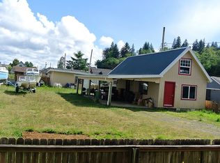 912 Smith Ave, Hoquiam, WA 98550