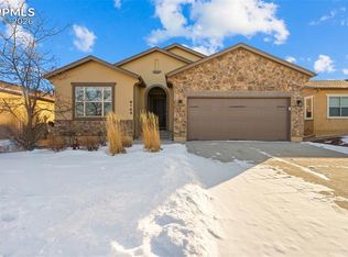 8145 Hunter Peak Trl, Colorado Springs, CO 80924