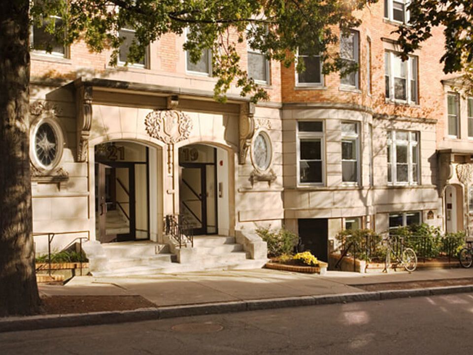 2nd image of 19 Fairbanks St APT 33