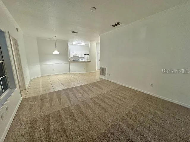 3 bed, 2.0 bath, 1336 sqft, $1,995 — Photo 3