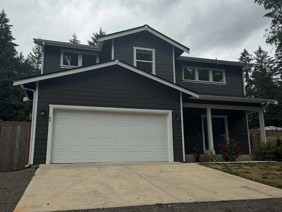 60 Foster Rd NE
