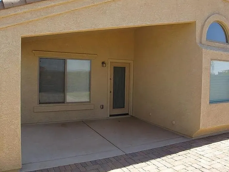 9902 W Melinda Ln — Photo 16