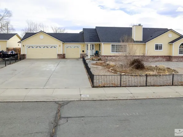 787 Lyell Way, Gardnerville, NV 89460