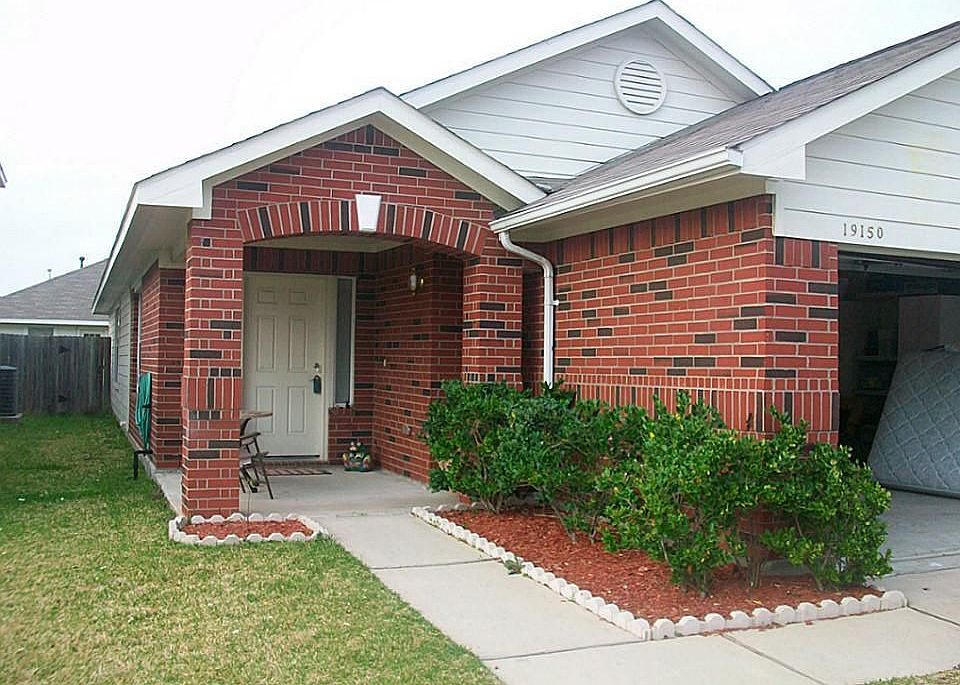 1st image of 19150 Yellow Thrush Dr