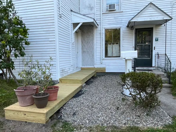 246 High St #204, Belfast, ME 04915