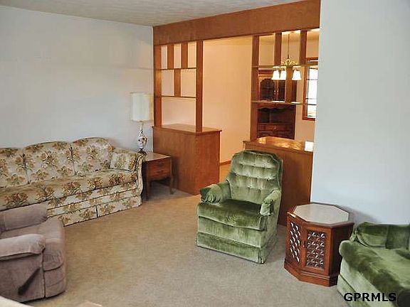5th image of 7866 Lakeview Dr