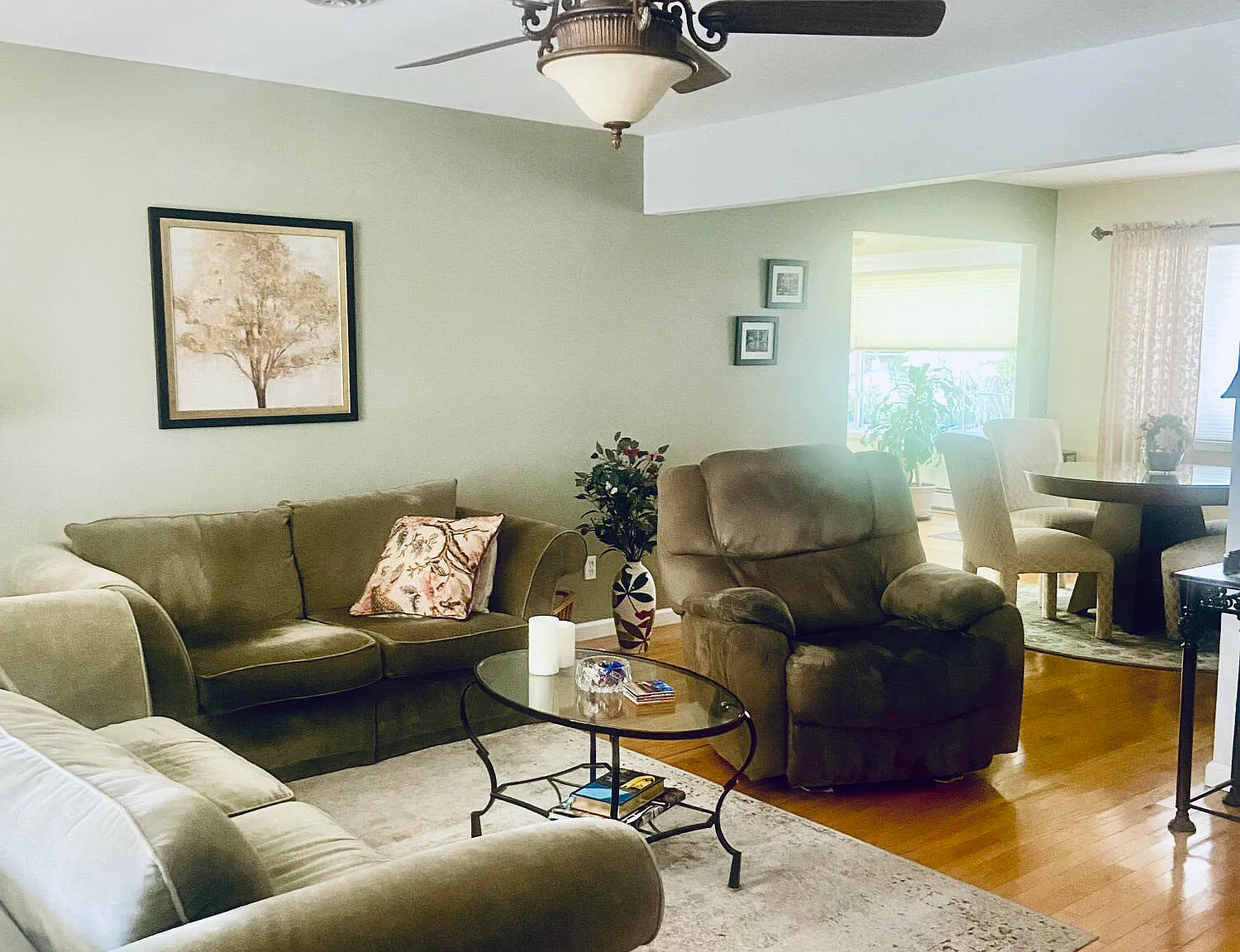 2 bed, 1.5 bath, 1107 sqft, $2,395 — Photo 3