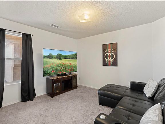 4th image of 2415 Angel Dr NW