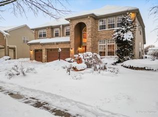 1980 Broadsmore Dr, Algonquin, IL 60102