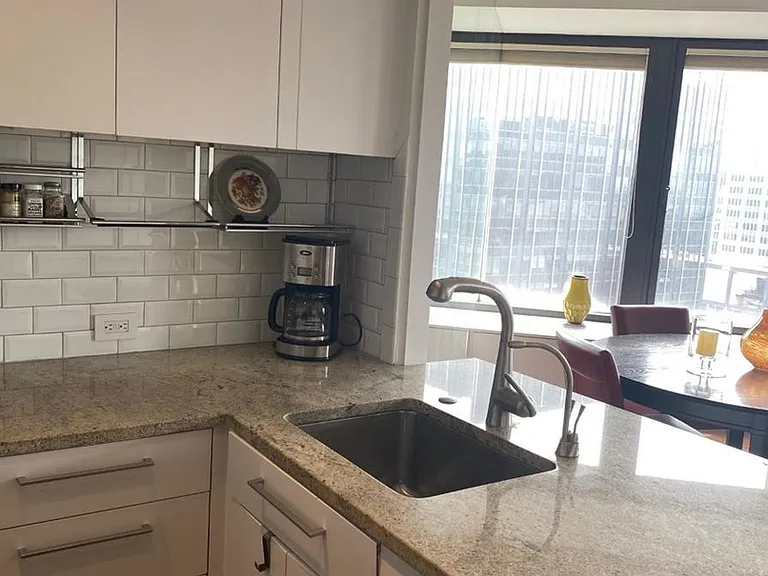 150 W 56th St #5106 — Photo 3