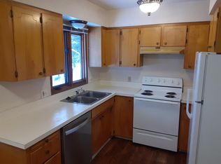 459 Pearl Dr APT 2, Anchorage, AK 99518