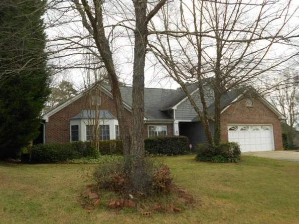 1110 Manor Way NW, Kennesaw, GA 30144