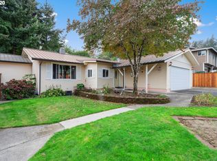 32952 NW Ridge Dr, Scappoose, OR 97056