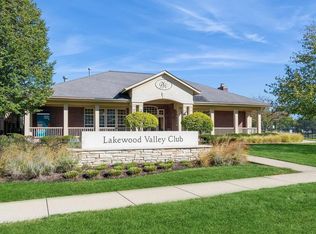 2482 Frost Dr, Aurora, IL 60503