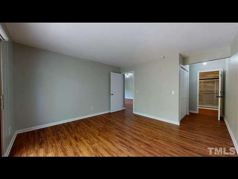 111 Brookberry Cir — Photo 11