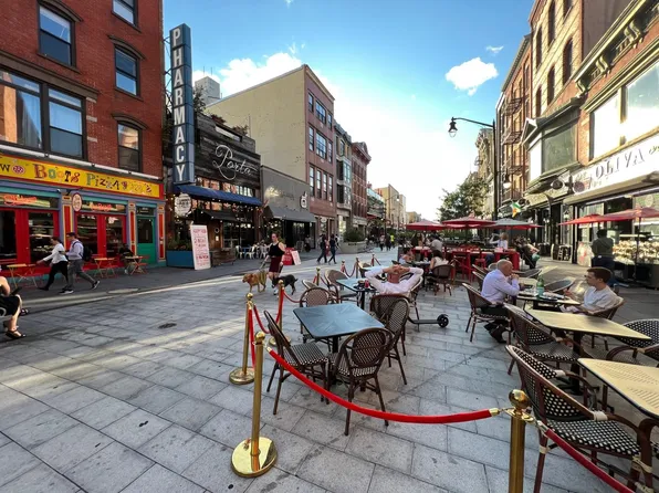 190 Christopher Columbus Drive image 10 of 11