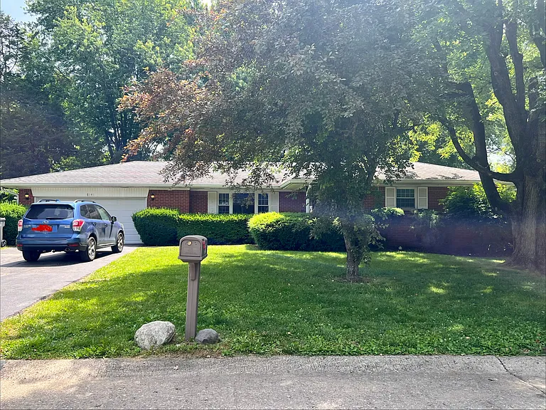 8141 Valley Estates Dr — Photo 1
