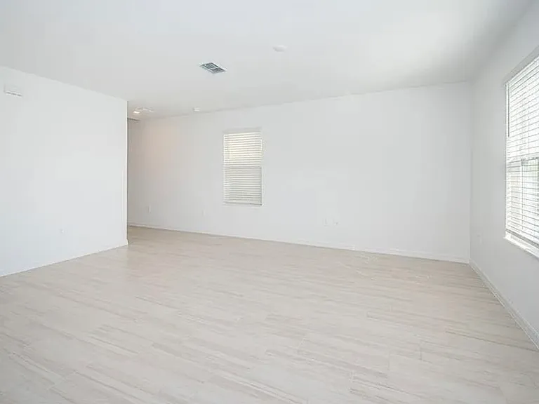 7698 Painted Sky Pl — Photo 3