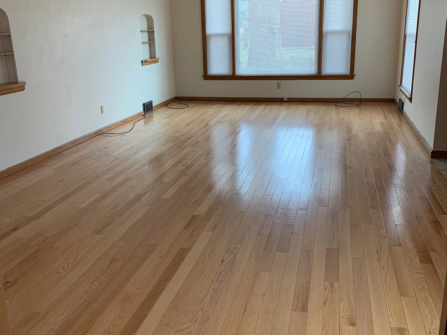 2 bed, 1.5 bath, 1216 sqft, $1,500 — Photo 3