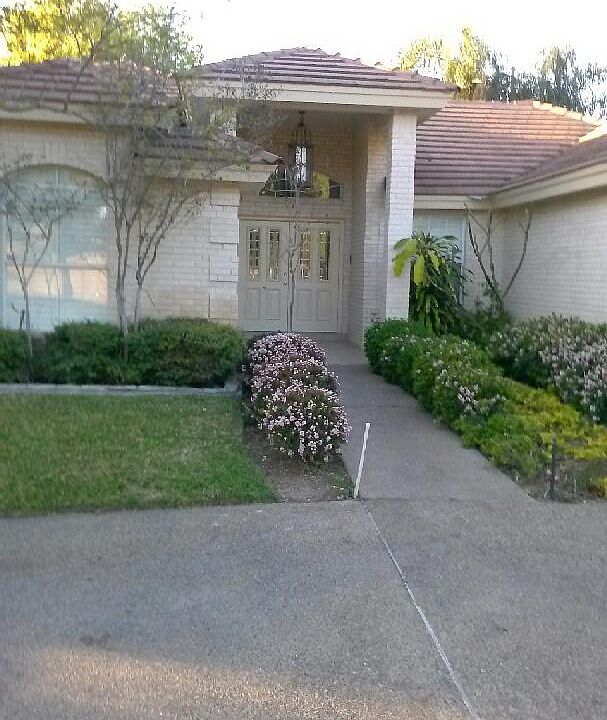 1st image of 8524 Crownwood Dr