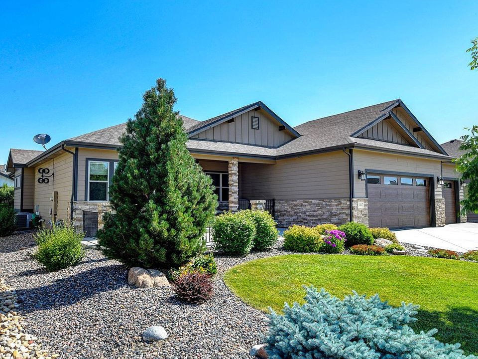 1st image of 3817 Desert Rose Ct