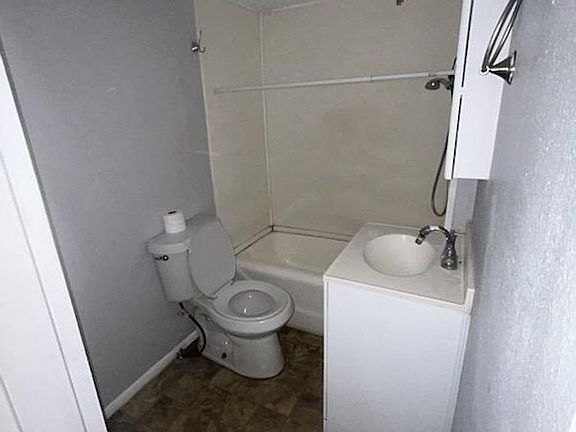 4th image of 5210 N 17th St #17