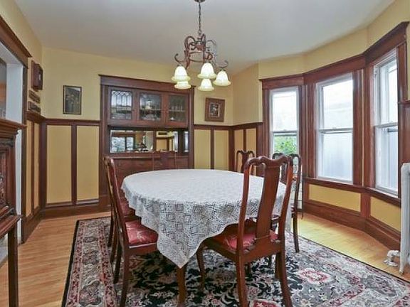 Beautiful woodwork and bu