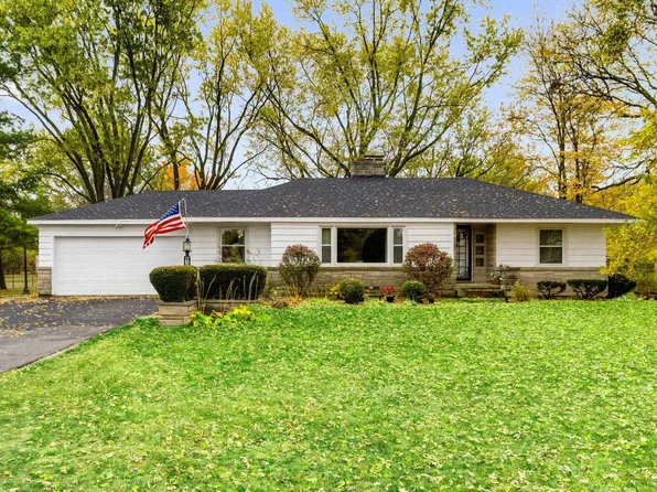 2307 Dunkelberg Rd, Fort Wayne, IN 46819