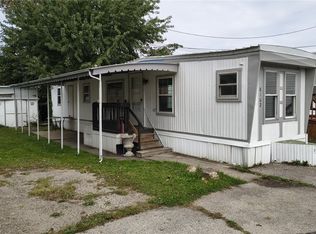 8162 Russell Ln, Cleveland, OH 44144