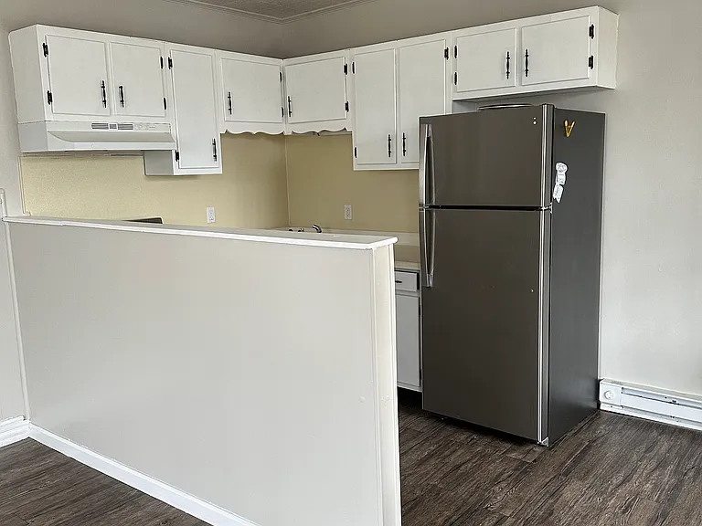 72 W Main St #1 — Photo 2