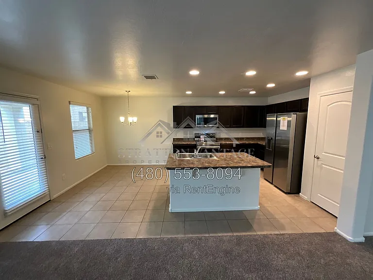 6112 E Paradise Ln — Photo 9