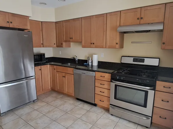535 E Gittings St, Baltimore, MD 21230