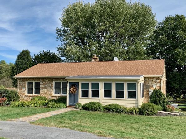 1539 Easton Ln