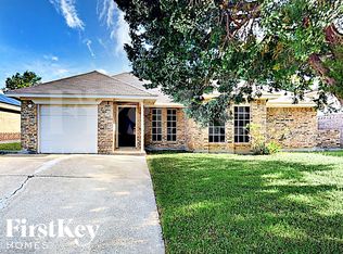 503 Benedict Ln, Arlington, TX 76002