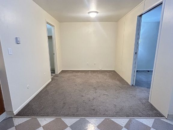 4th image of 5033 15th Ave NE #20003