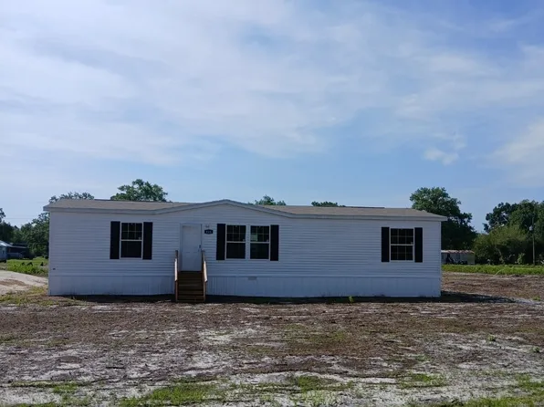 646 Grande Ave, Folkston, GA 31537