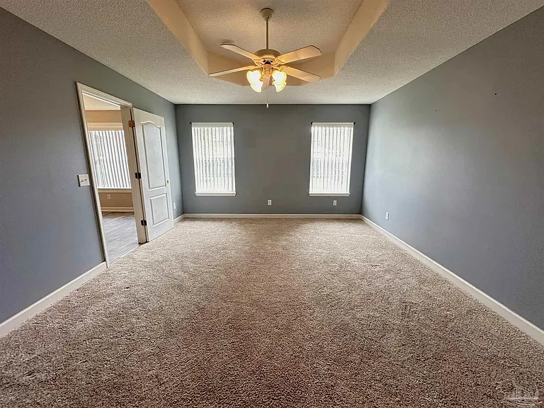 616 Buoy Dr — Photo 10