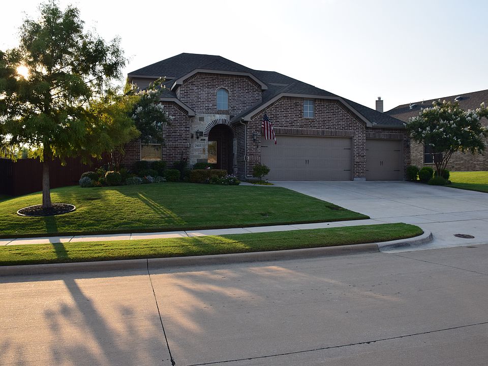 1st image of 2905 Kirkwood Dr