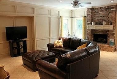 3rd image of 1618 Cadogan Ln
