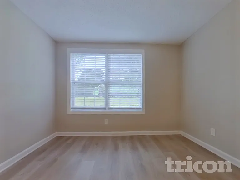 63 Sycamore Ln — Photo 12