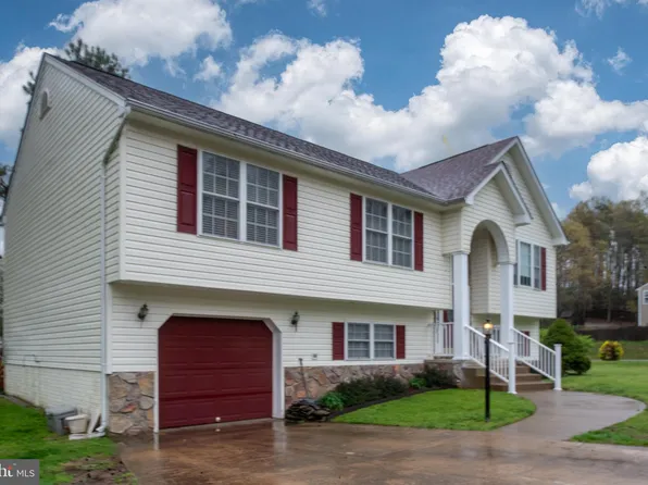 1223 Winfield Ct, King George, VA 22485