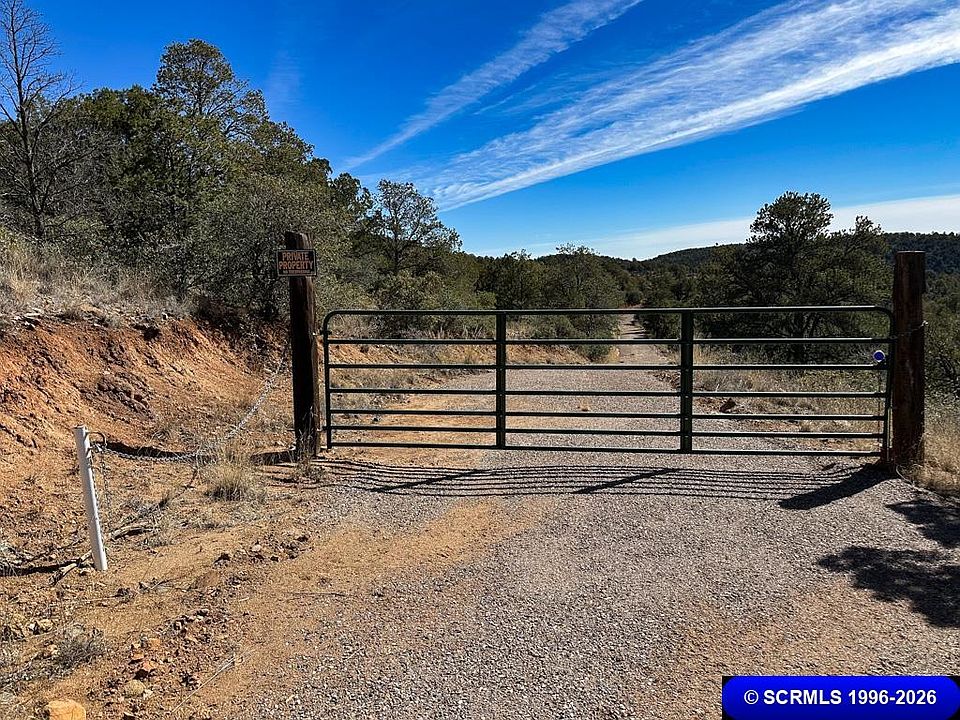 1st image of 400 Camino De Viento