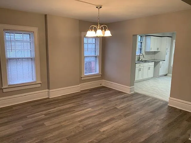 2 bed, 2000 sqft, $1,450 — Photo 4