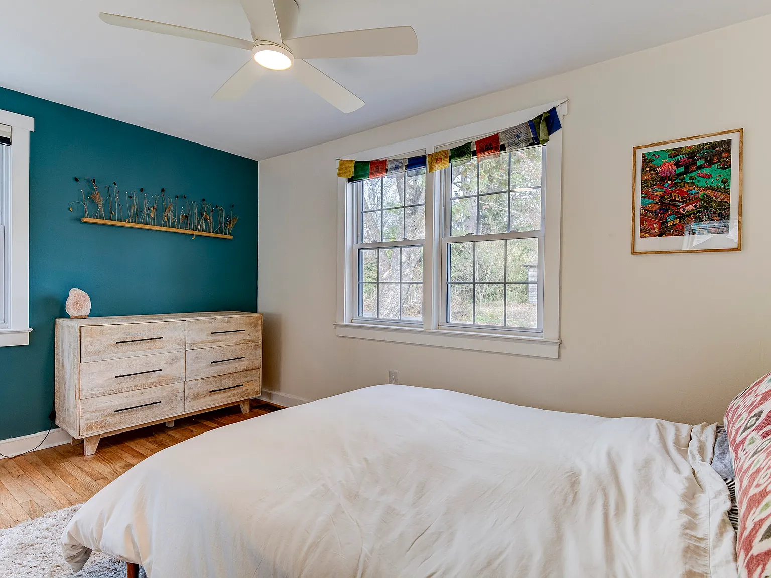 2 bed, 900 sqft, $2,600 — Photo 3